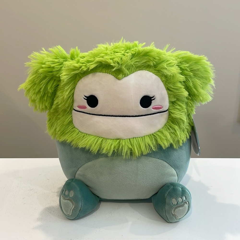 NWT 8” Bren the Green Bigfoot Squishmallow